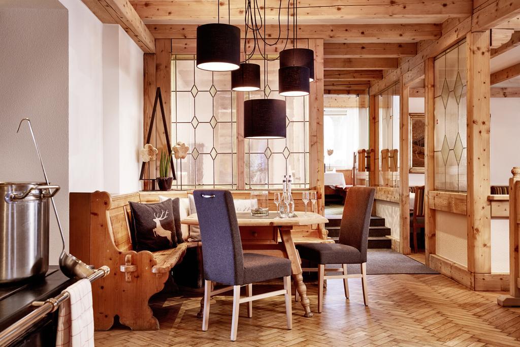 Der Gruene Baum Mountain Boutique Hotel Ehrwald Eksteriør bilde