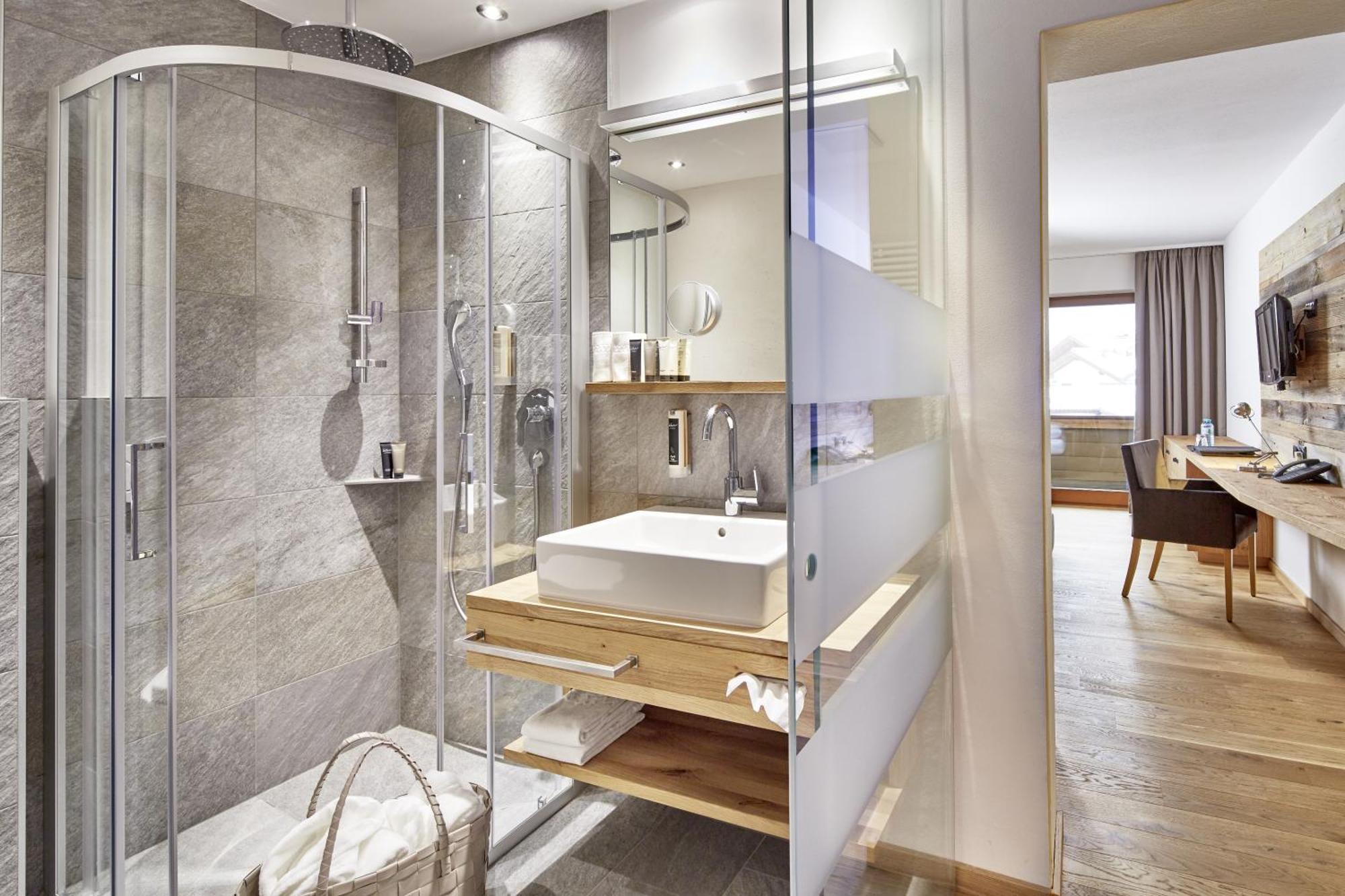 Der Gruene Baum Mountain Boutique Hotel Ehrwald Rom bilde